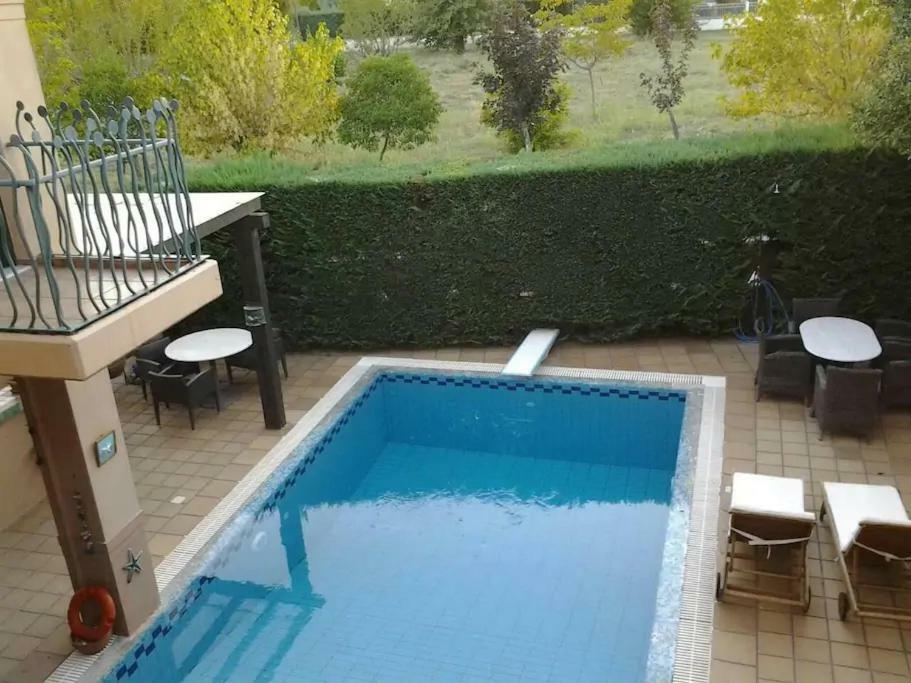 4-Seasons Pool Villa Near Meteora ตริกาลา ภายนอก รูปภาพ