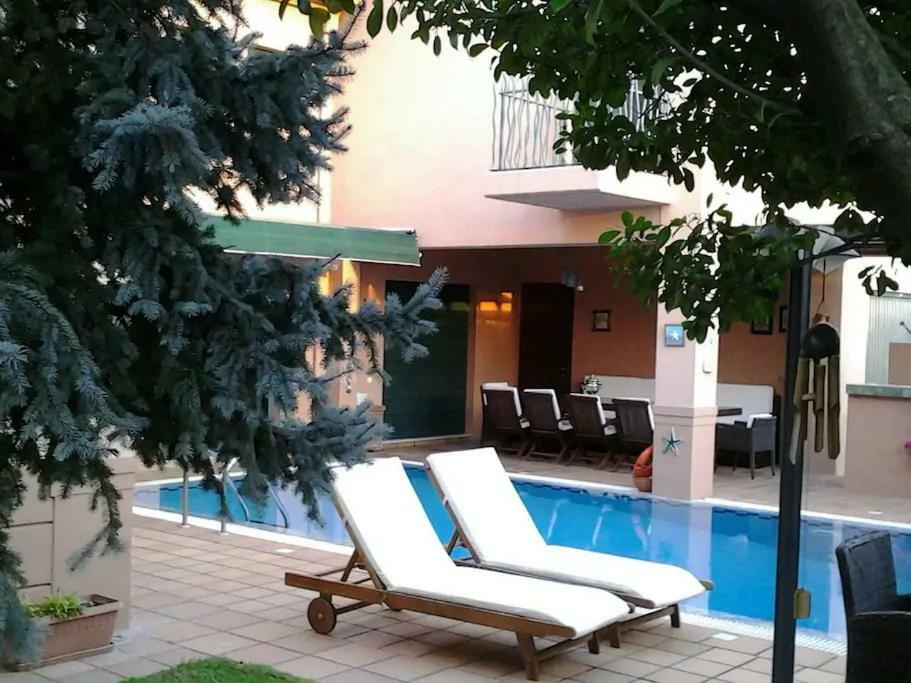 4-Seasons Pool Villa Near Meteora ตริกาลา ภายนอก รูปภาพ
