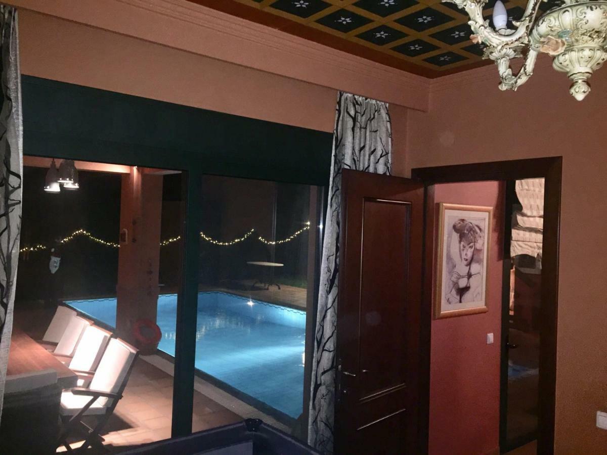 4-Seasons Pool Villa Near Meteora ตริกาลา ภายนอก รูปภาพ