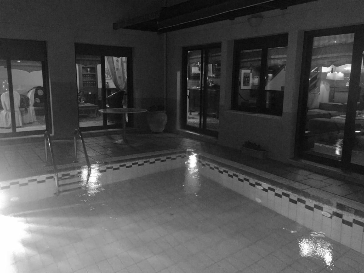 4-Seasons Pool Villa Near Meteora ตริกาลา ภายนอก รูปภาพ