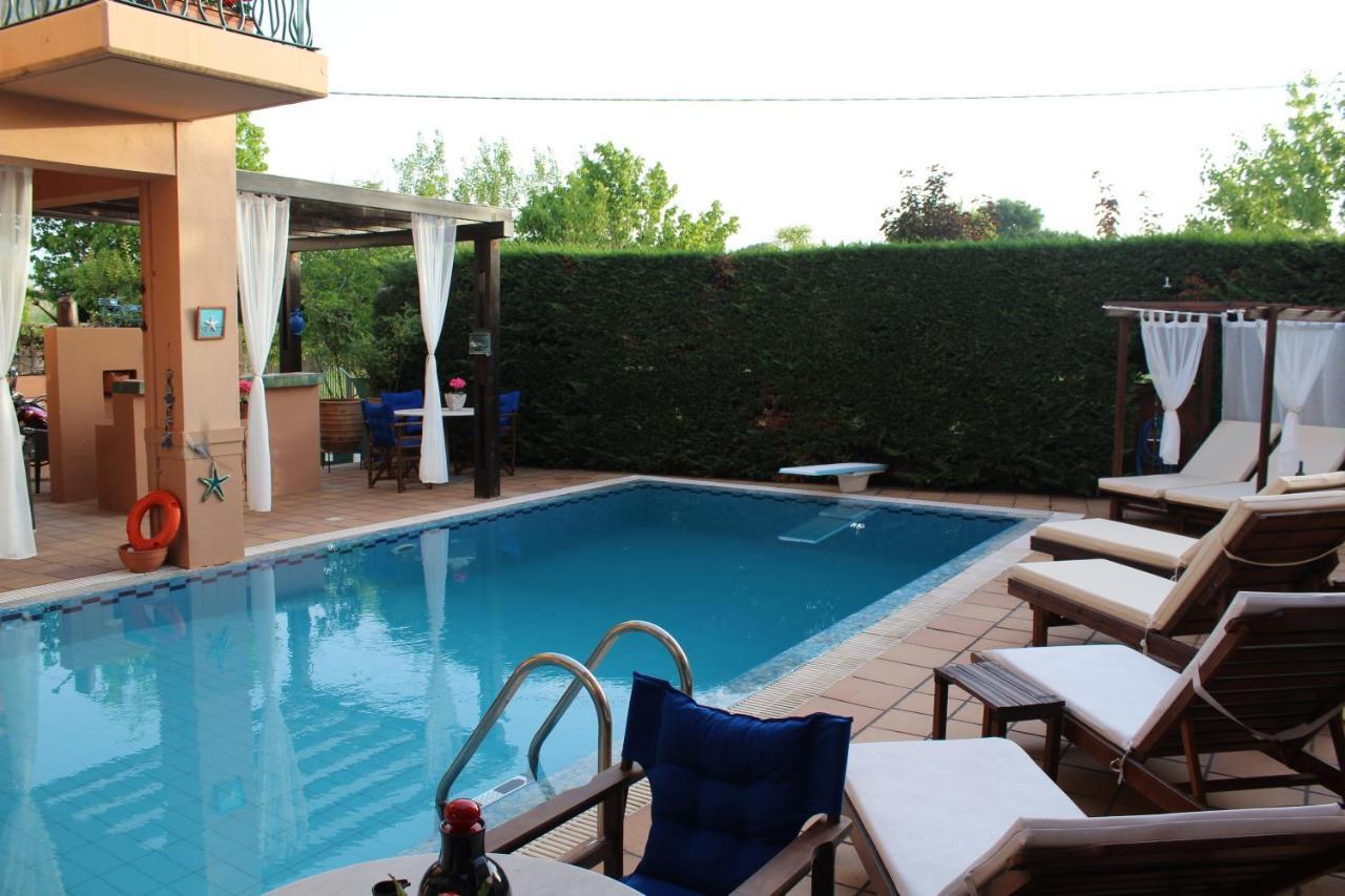 4-Seasons Pool Villa Near Meteora ตริกาลา ภายนอก รูปภาพ